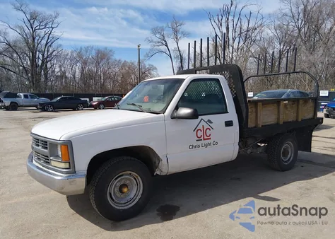 1999 Chevrolet C3500 Chassis z USA, uszkodzony, nr VIN 1GBGC34JXXF070241